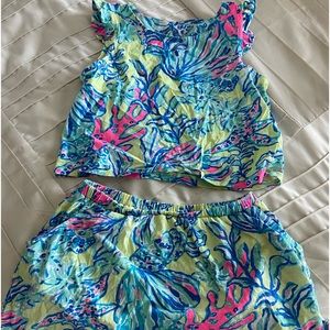 Girl’s Lilly pulitzer matching top and skort set.